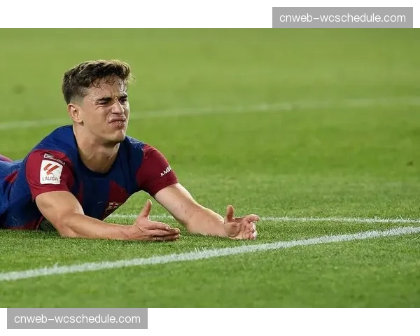 加维替补出场后迅速领到黄牌，累计五黄将停赛